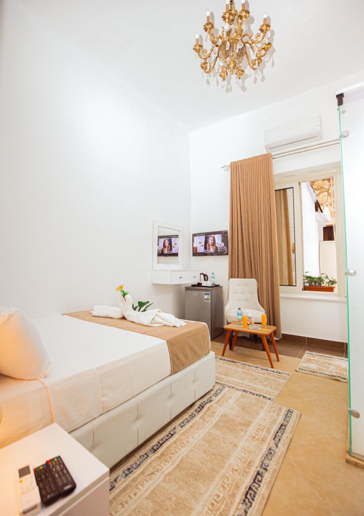 Downtown Antique Hotel Cairo Exterior photo