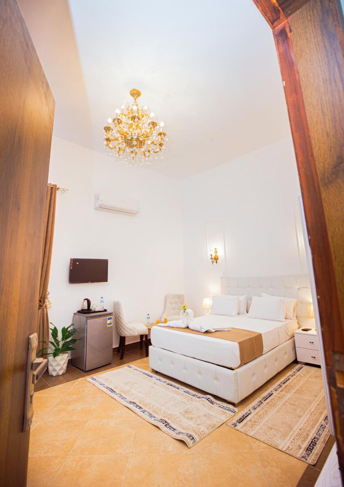 Downtown Antique Hotel Cairo Exterior photo